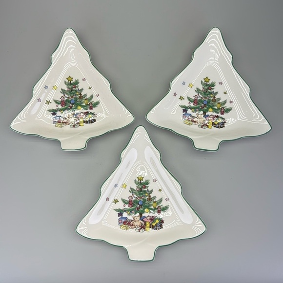 Vintage Nikko Japan Christmas Tree Dishes - Picture 1 of 8